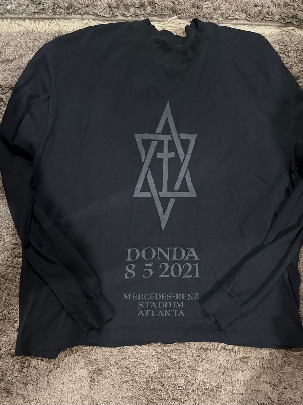 Yeezy Donda 8/5/2021 Black Long-Sleeve Shirt cropped fit